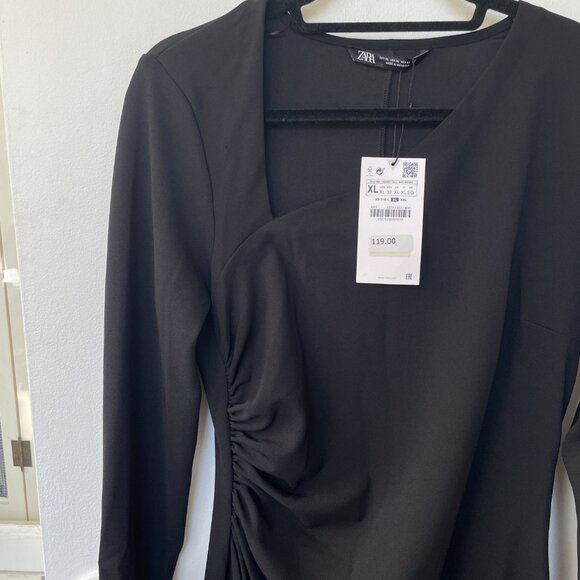 Zara asymmetric black dress - Picture 3 of 4